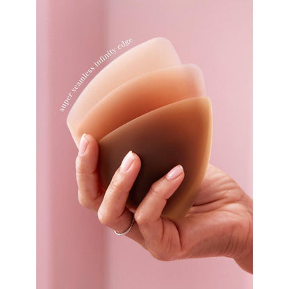 Curveluxe™ - Not Sticky - Triangle Nipple Covers